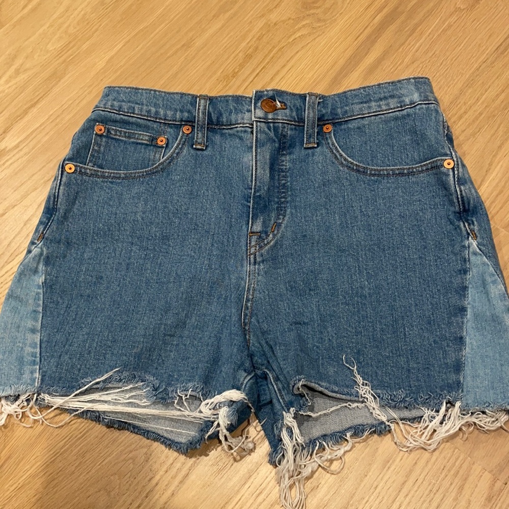 Madewell High Waisted Shorts - Size 28